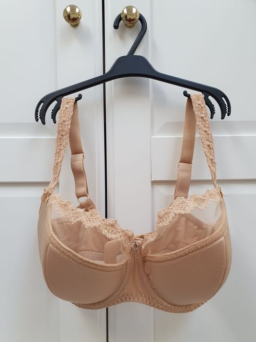 Biustonosz marki Corin rozm 75E