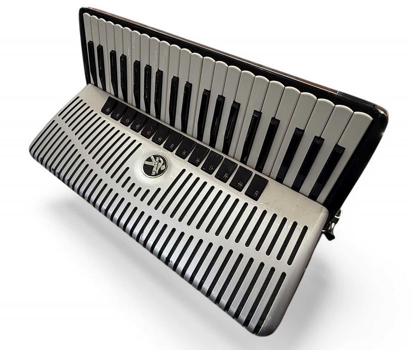 Akordeon Hohner Ventura IV 120 Bas | 4 Chóry + Etui | OKAZJA!