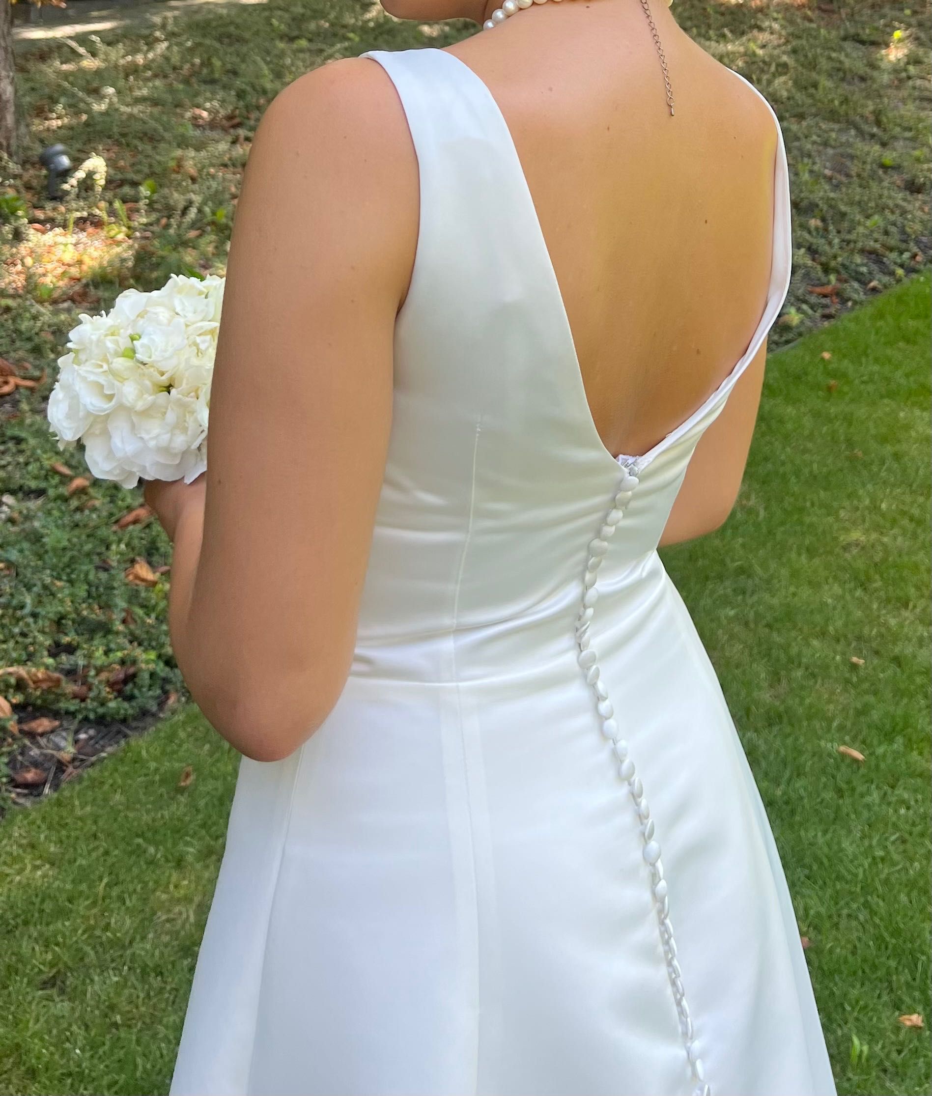Весільне плаття білого кольору. Шите на замовлення.