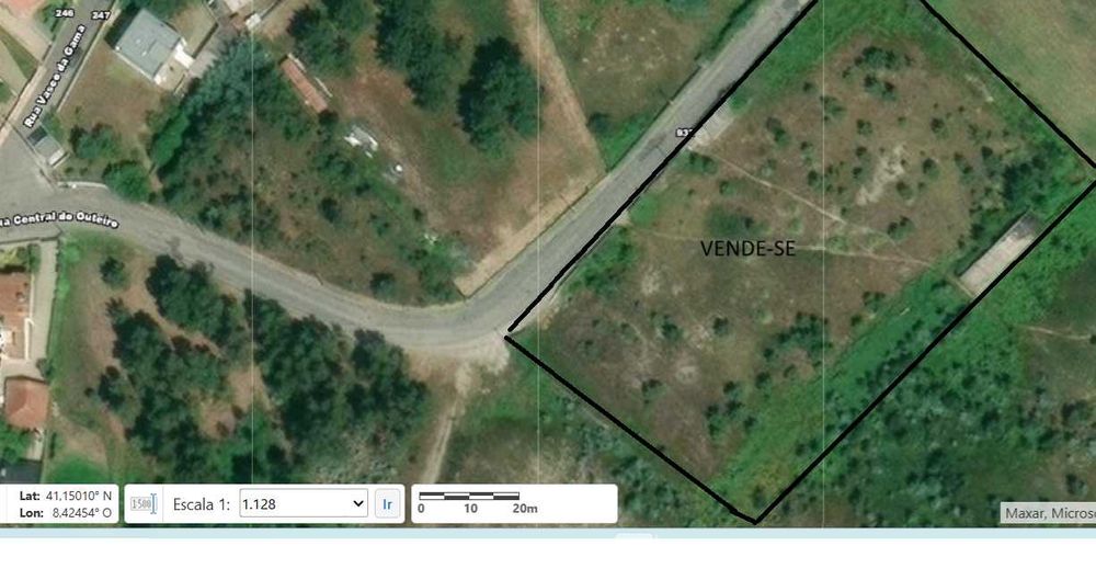 Terreno para a construção de moradias na freguesia de Recarei.