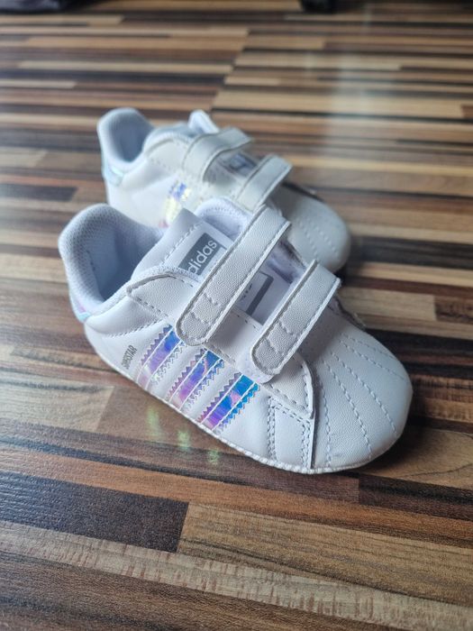 Nowe buty, buciki Adidas Superstar Crib rozmiar 18