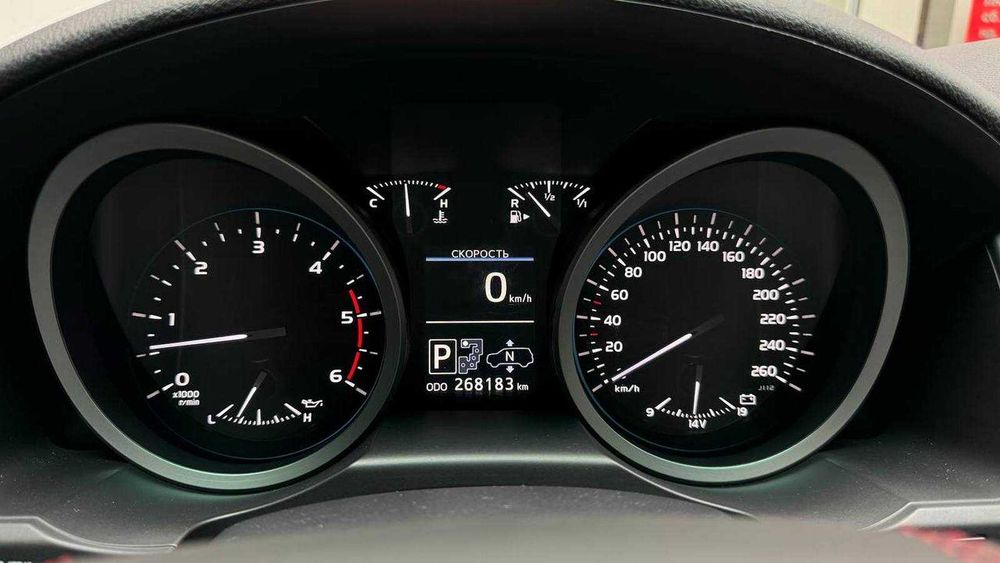 Toyota Land Cruiser 2013