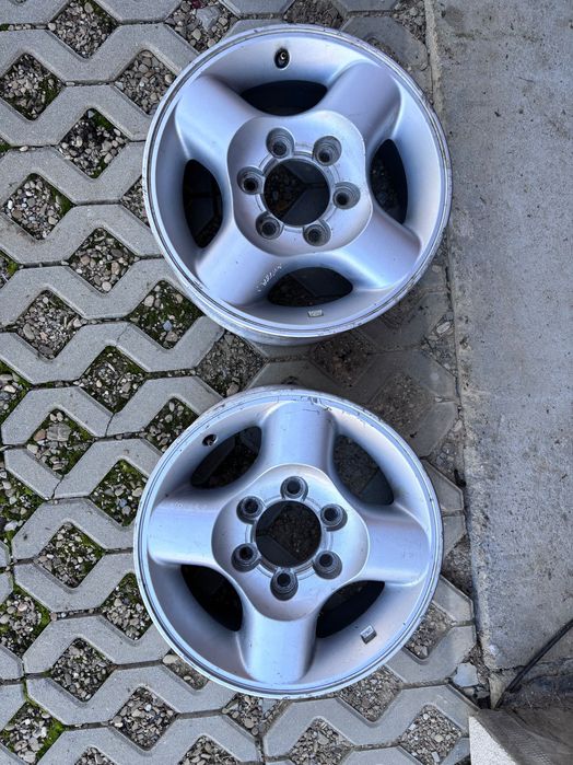 Felgi aluminiowe Nissan navara D22 R16