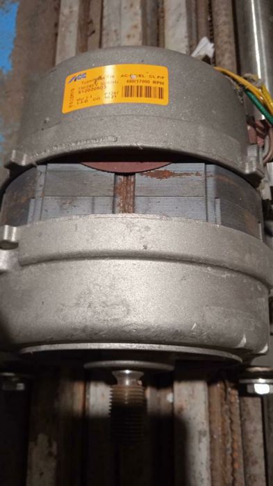 Электродвигатель 1 кв и со стиралки