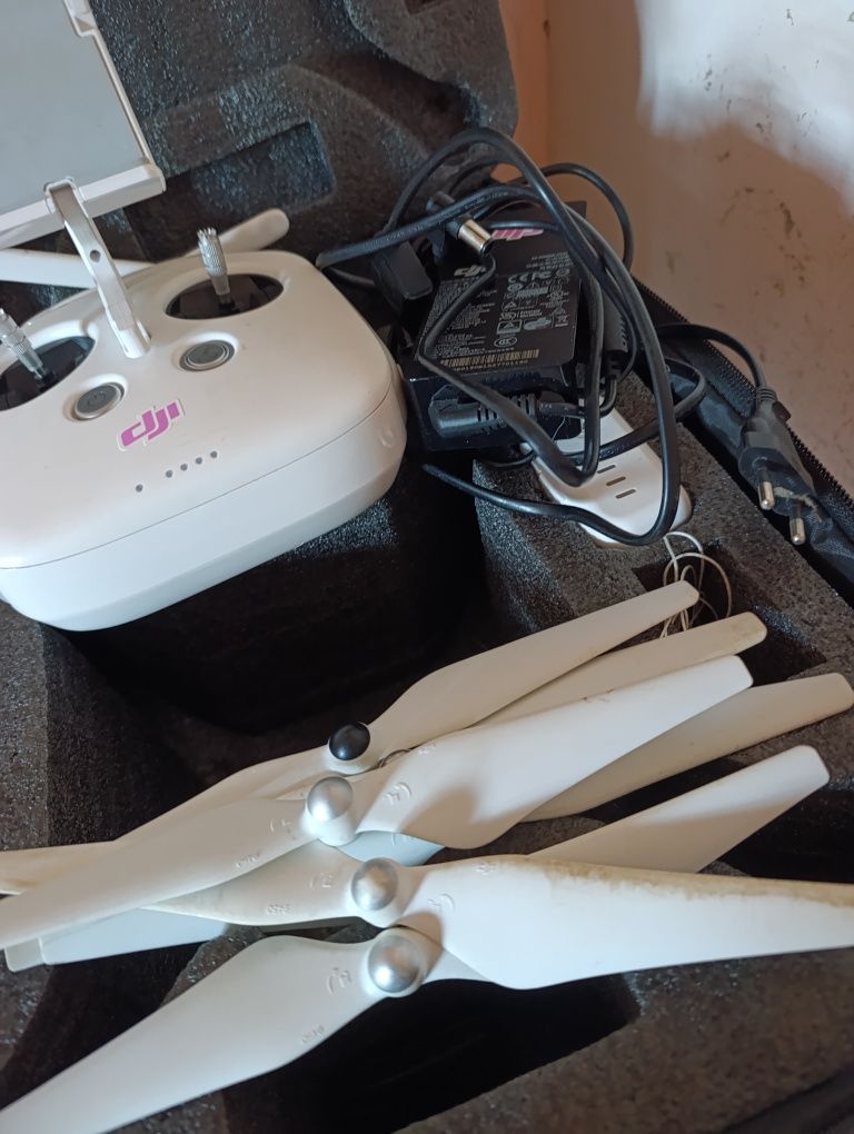 RezeDron Phantom 3 profesjonal kamera 4k