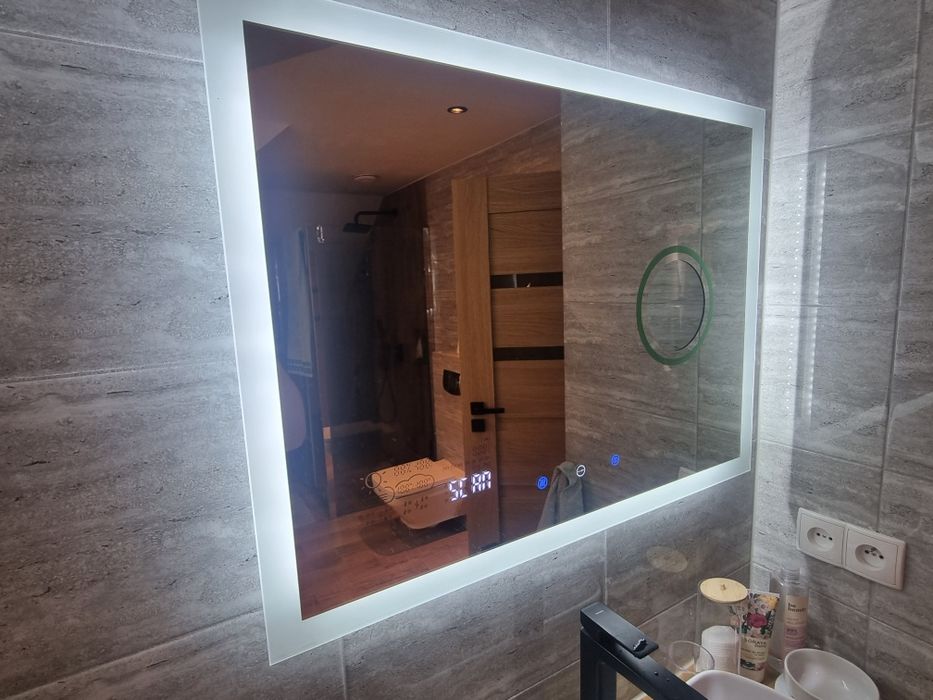 Lustro led + BAJERY