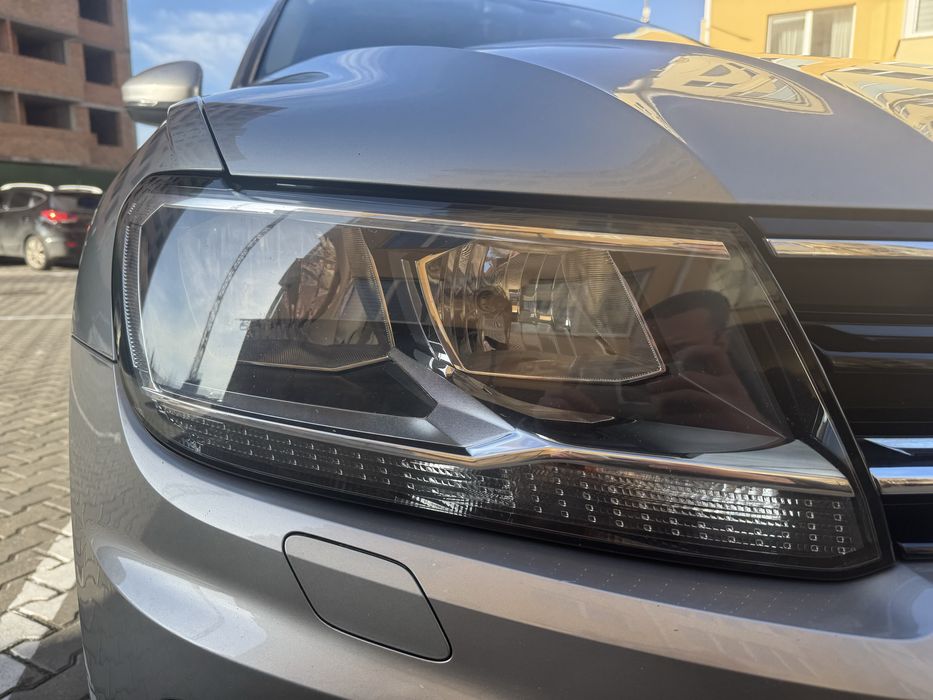 Продам фари Tiguan 2 16-20 рік в плівці галоген, без пошкоджень