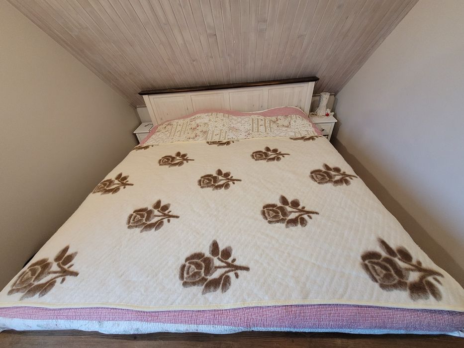 Koc 190x135 cm pled 100proc wełniany termiczny termoaktywny WOOLMARK