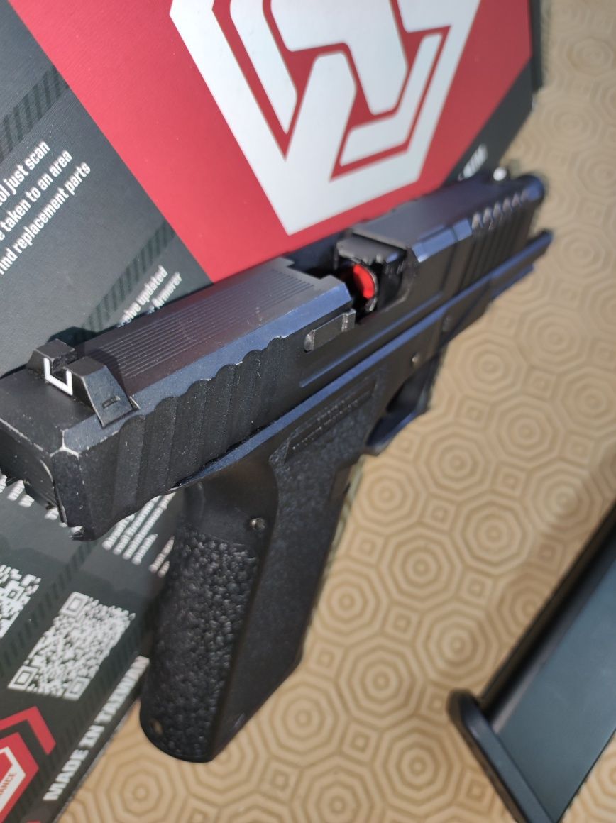 Pistola Glock AW Custom VX7100
