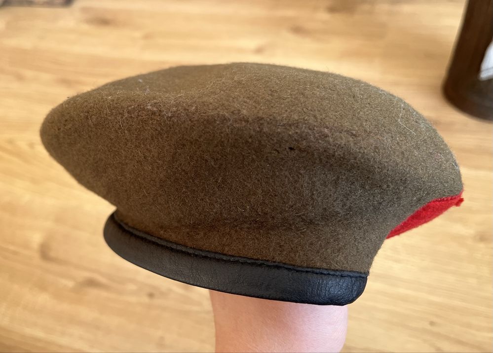 Brytyjski angielski beret wojskowy Duke of Lancaster's Regiment