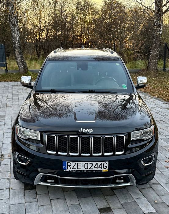 Jeep Grand Cherokee WK2 Overland 5.7 Hemi 4x4