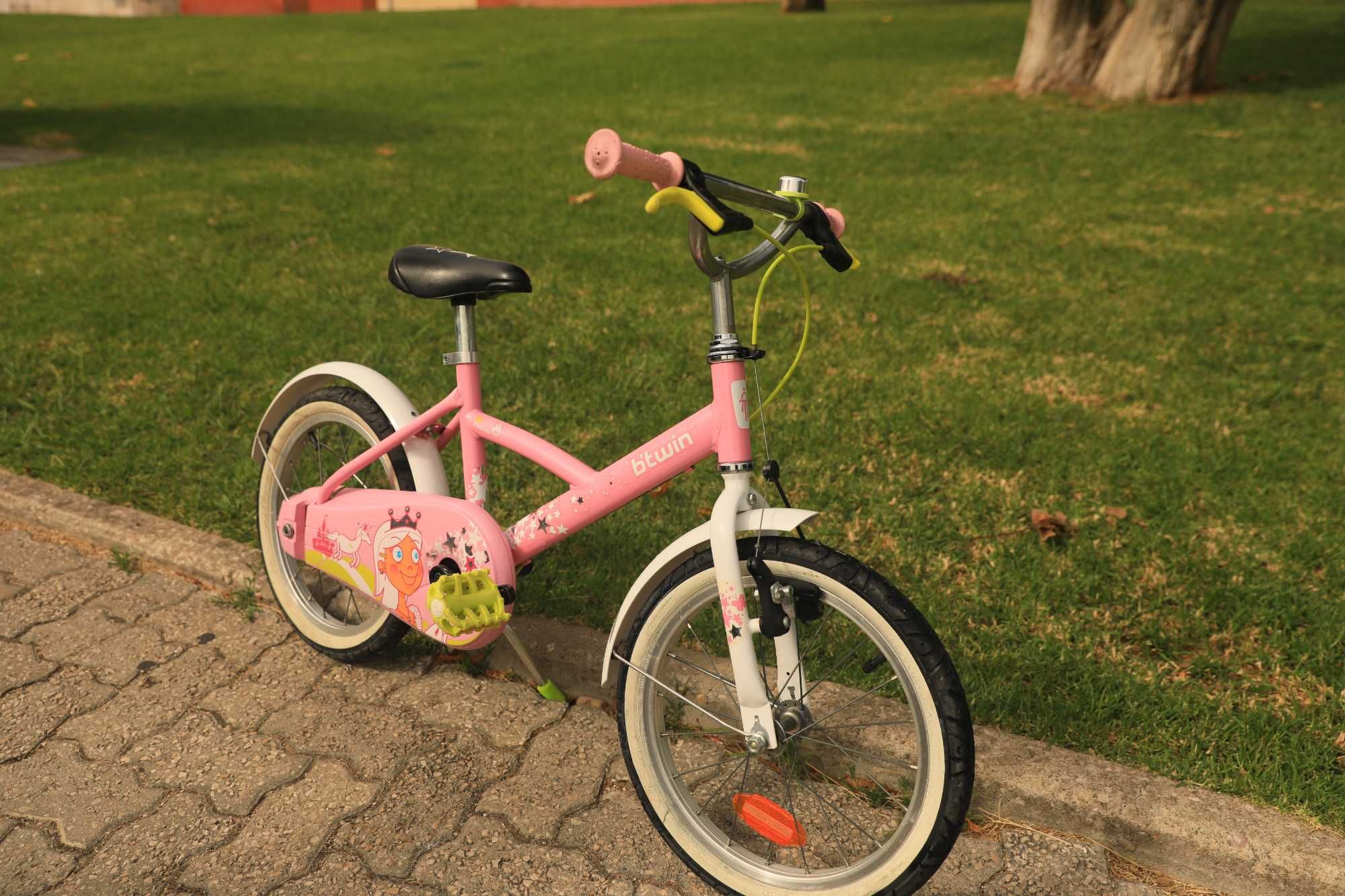 Bicicleta de menina