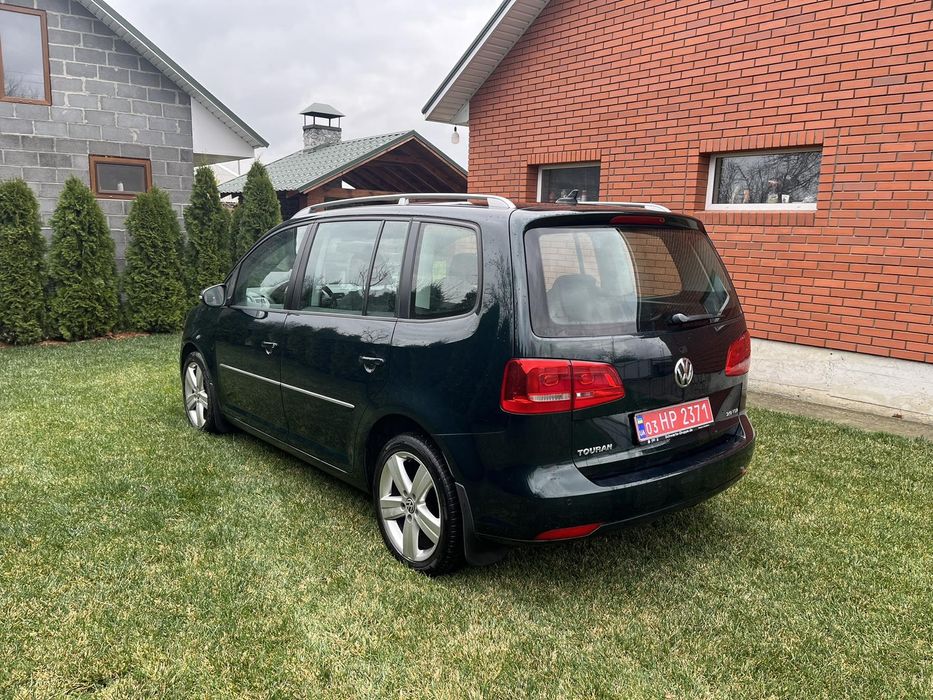 VW Touran 2.0 TDI ціна 10700$ 103kw 2011р механіка 6-ст