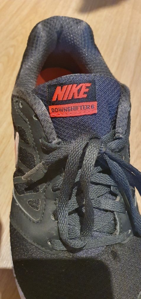Sapatilhas Nike pretas