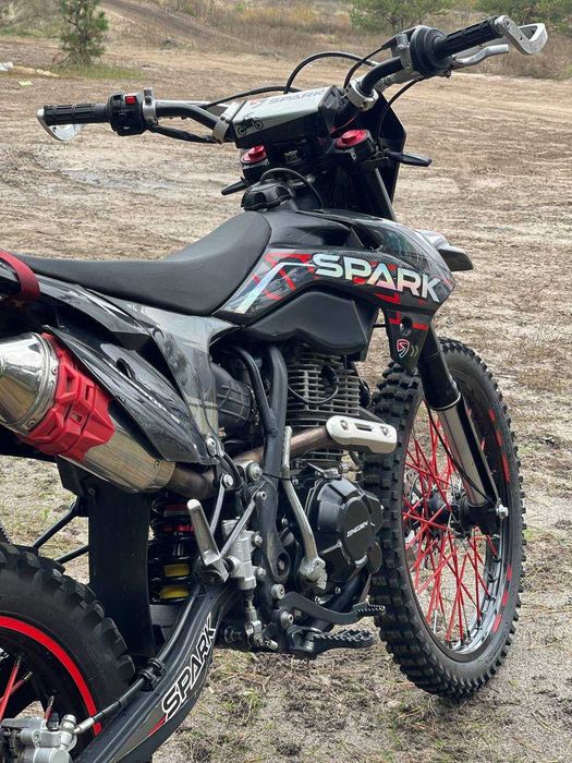 Продам эндуро мотоцикл Spark SP250-P2