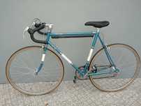 Bicicleta de estrada restaurada