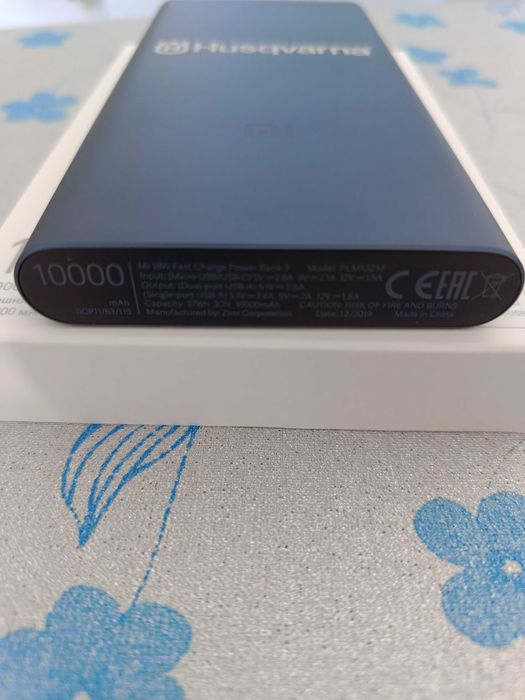 Powerbank Xiaomi Mi 3, 10000mAh, 18W, kolor czarny sygnowany Husqvarna