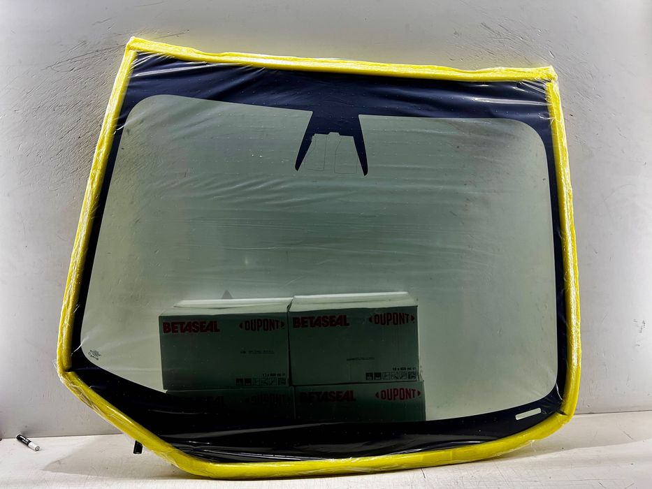 Tesla Model 3 Highland Вітрове скло з камерами 4-го автопілоту