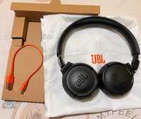 Безпровідні навушники JBL Tune 520BT Black