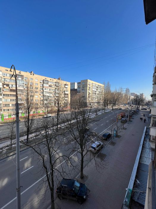 Чистый хостел правый берег, Кловская/Место в комнате на шестерых!-4-555.biz.ua