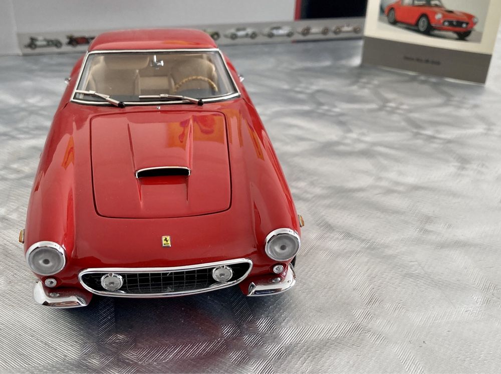 CMC Ferrari 250 GT Berlinetta Passo Corto SWB (1961) 1:18