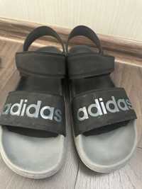 Босоніжки сандалі  adidas