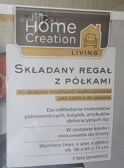 Regał z półkami z możliwością pisania