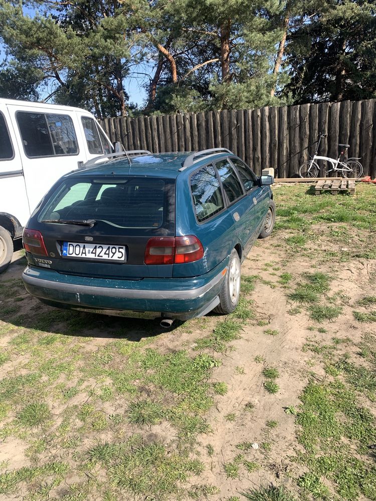 Volvo V40  1.9 TD