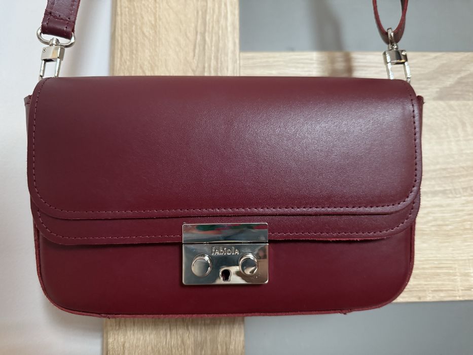 Skórzana torebka Fabiola Sophia M burgundowa