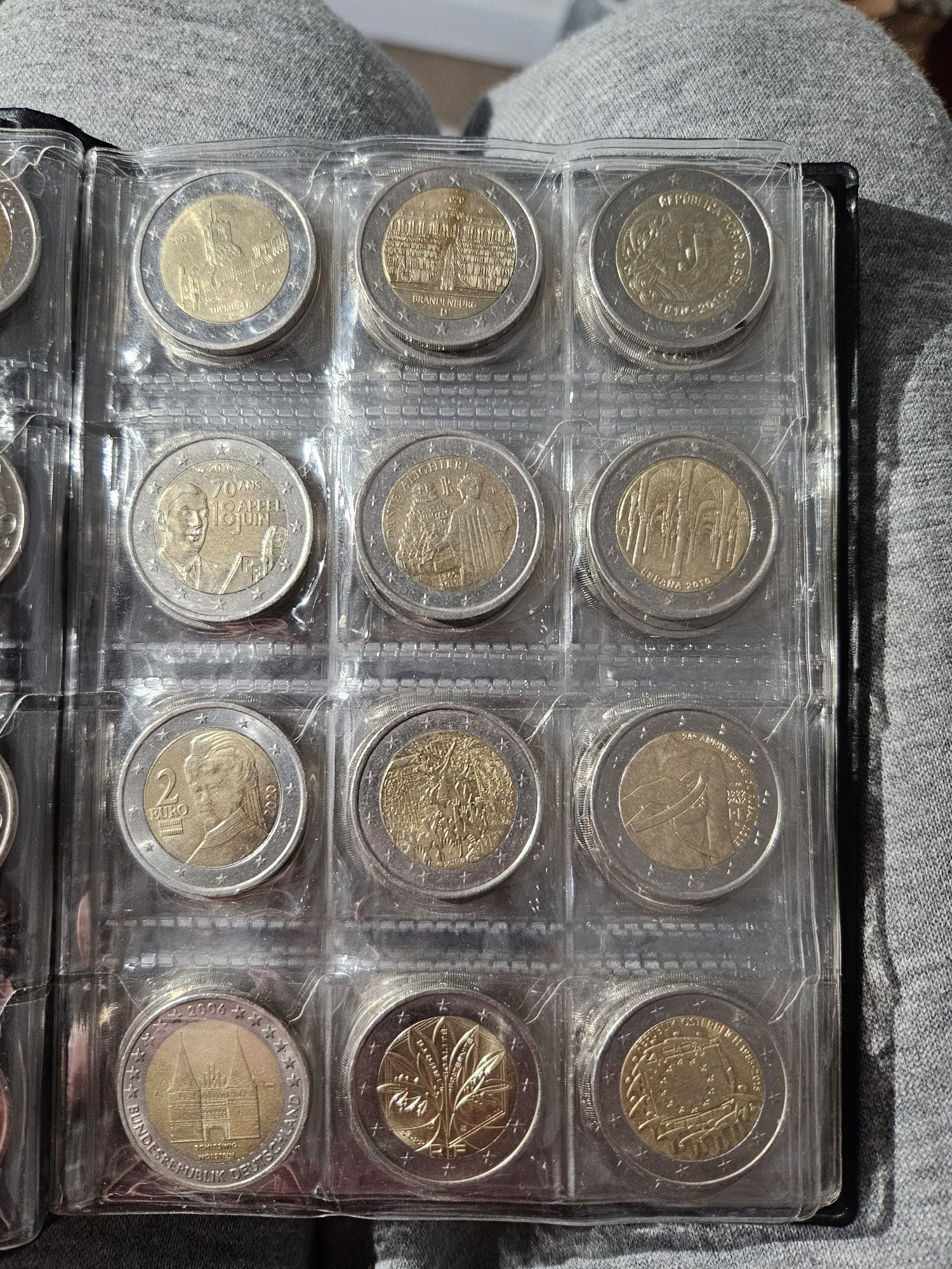 Moedas 2 euros...