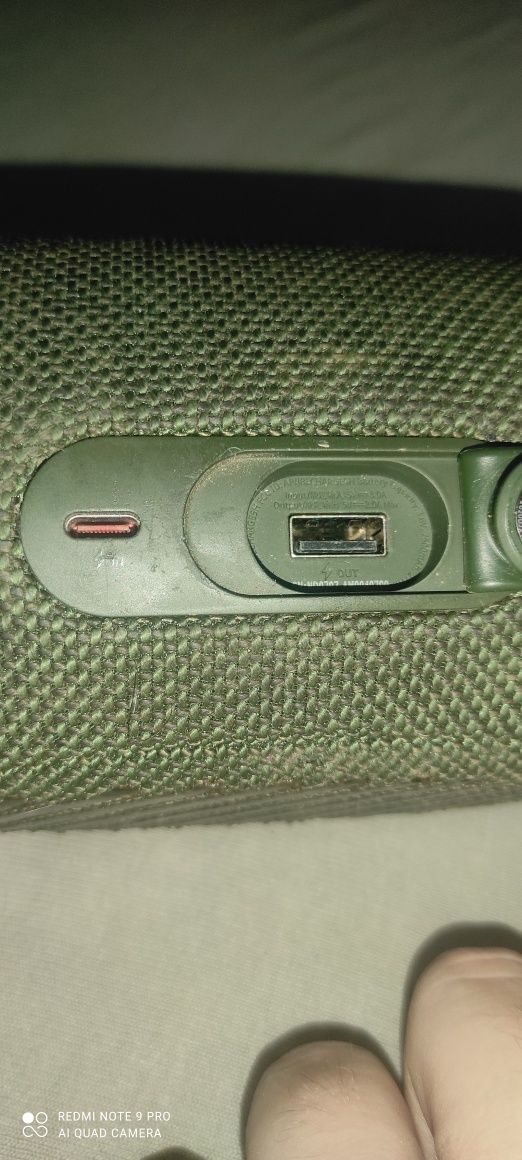 Sprzedam głośnik JBL charge5 Wi-Fi