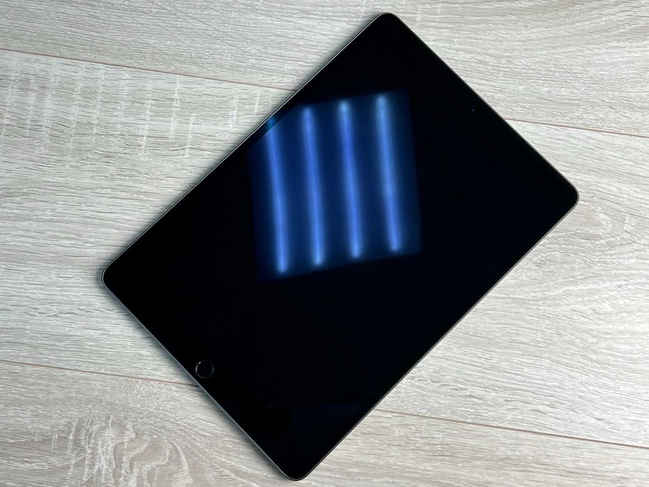Apple iPad Air 3 10.5 Wi-Fi 256GB Space Gray A2152 ІДЕАЛ 100% АКУМ