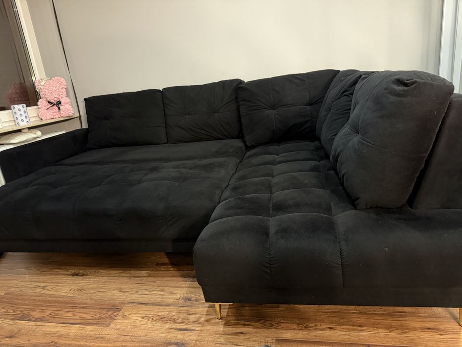 Narożnik z funkcją spania czarny/złote nożki