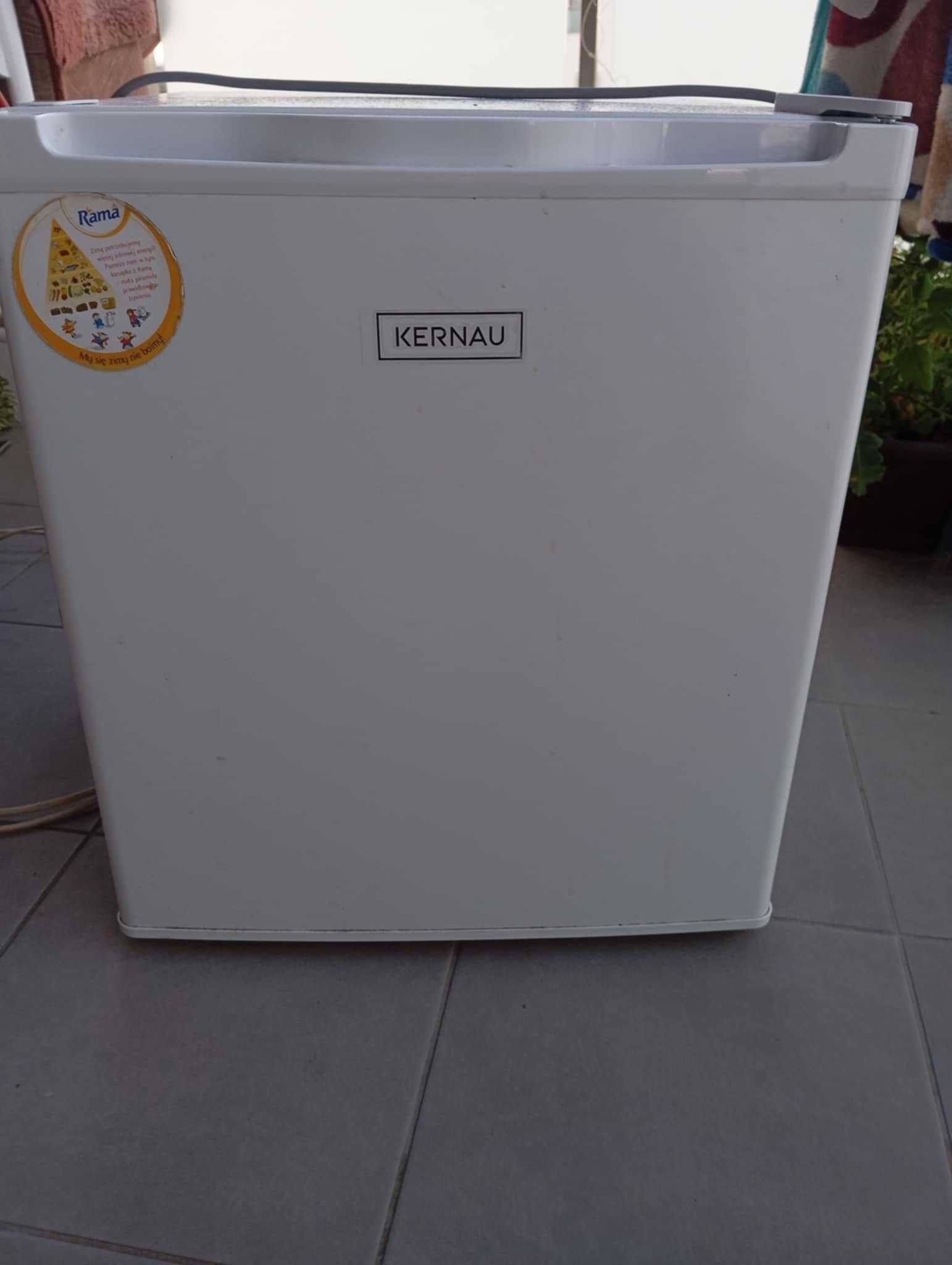 Lodówka KERNAU KFR 04243 W Minibar 47,2 cm 41 l  stan bdb
