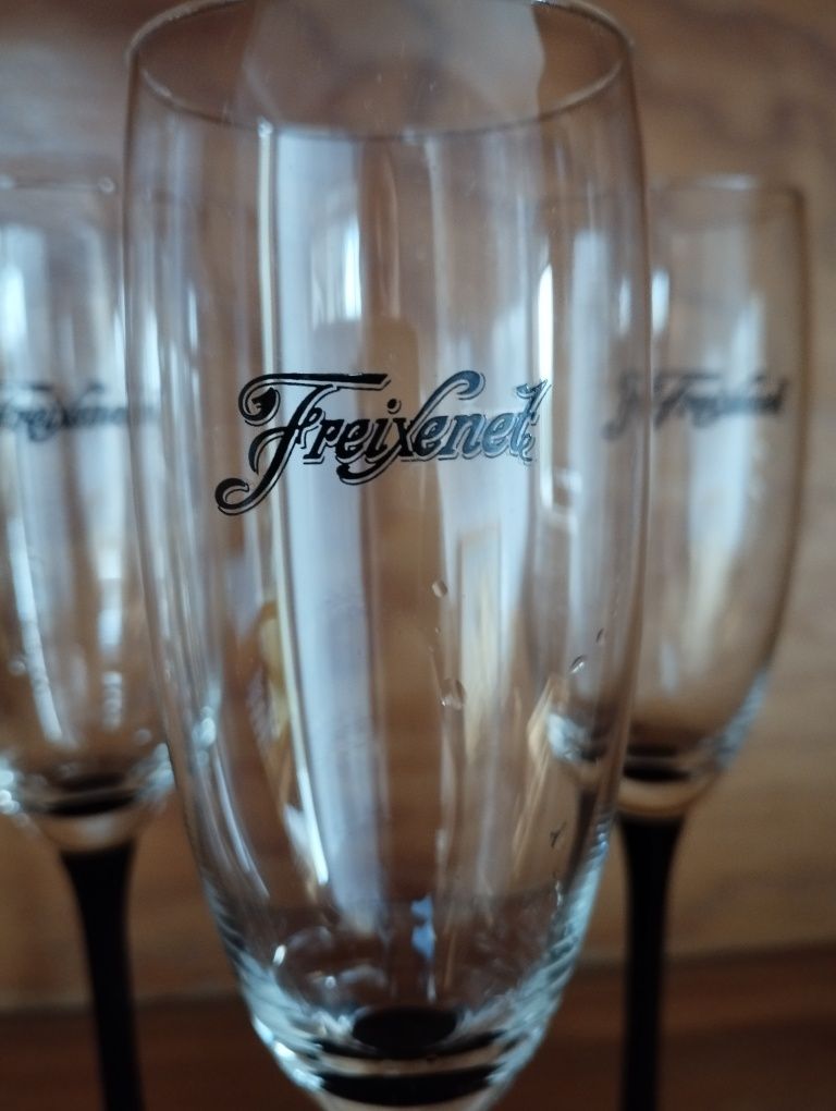 7 Copos Champanhe - Espumante - Freixenet