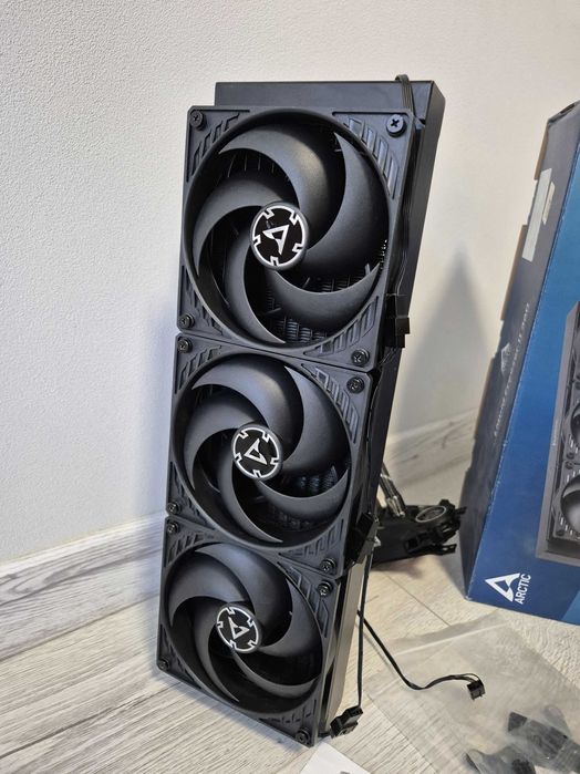 ТОП вибір водяне охолодження 360mm Arctic Liquid Freezer II 360 гар 3р