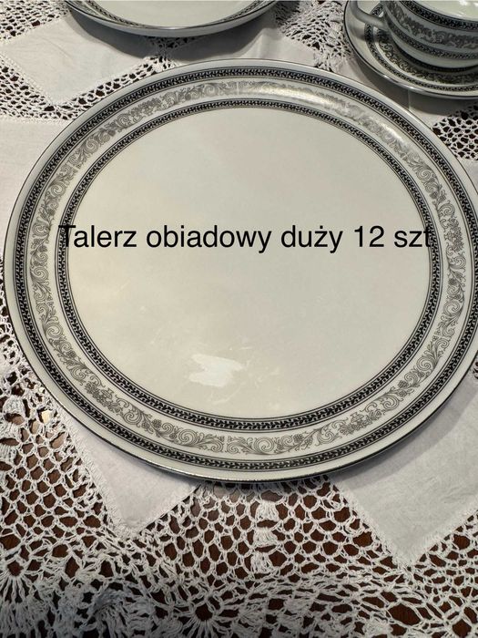 Bardzo duży serwis porcelanowy obiadowo-śniadaniowy