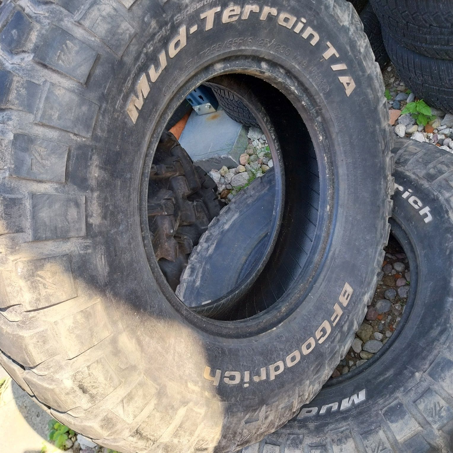 Opony Terenowe BFGOODRICH MUD-TERRAIN T/A LT255/85R16 123/120Q