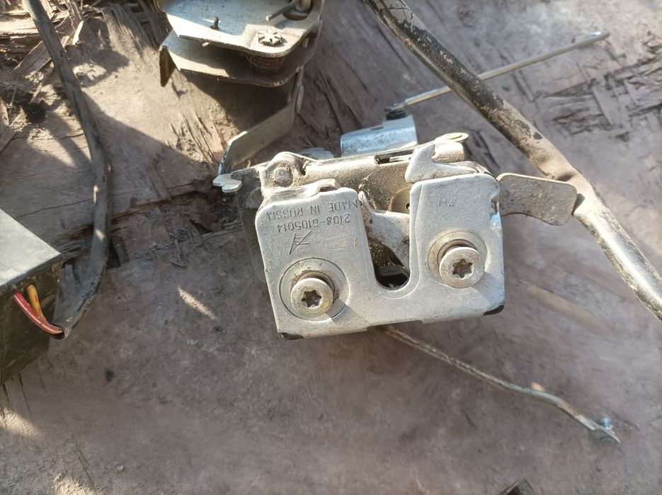 Дверные замки ваз 2108-2109-2115-2110-2111-2112-приора калина