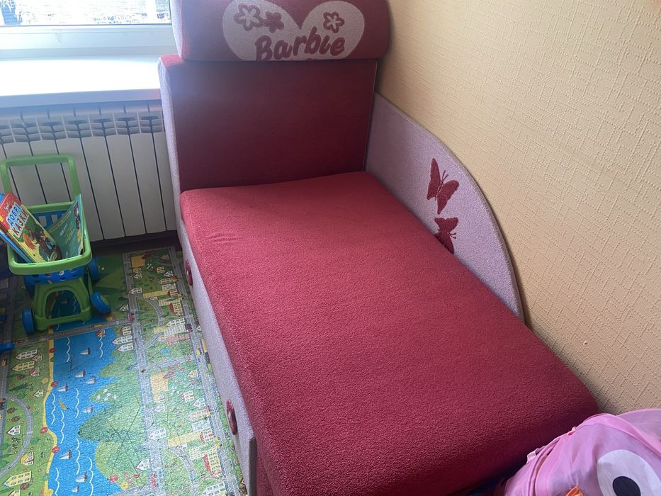 Дитячий диван ліжко