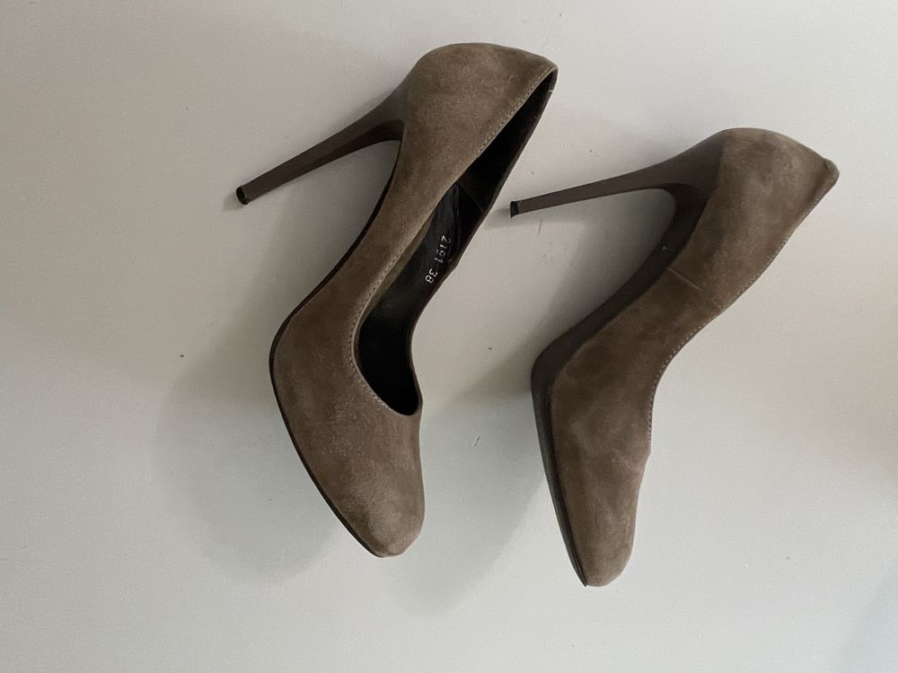 Sapato alto camurca camel - PROF.