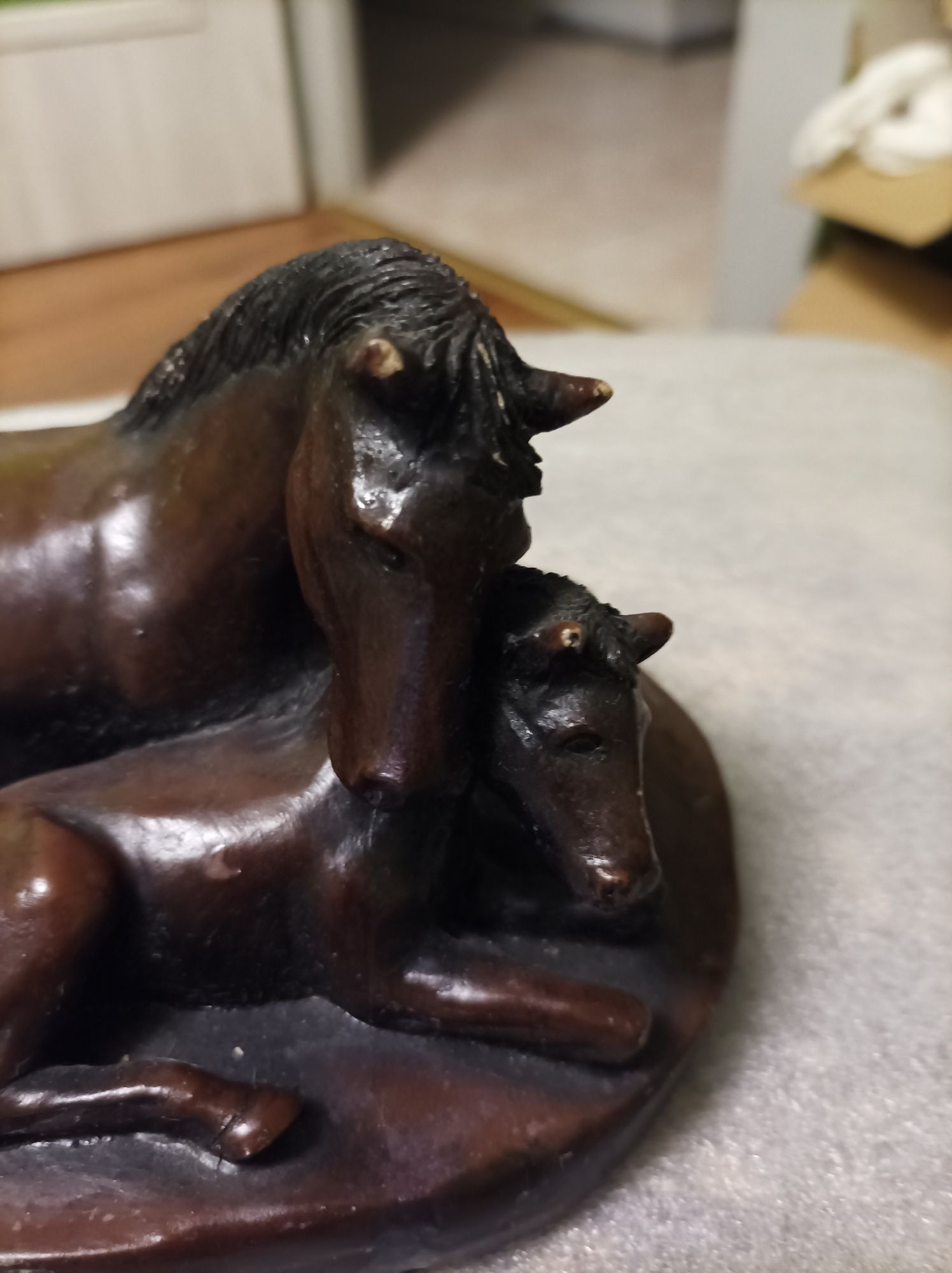 Figurka konia Klacz i źrebie