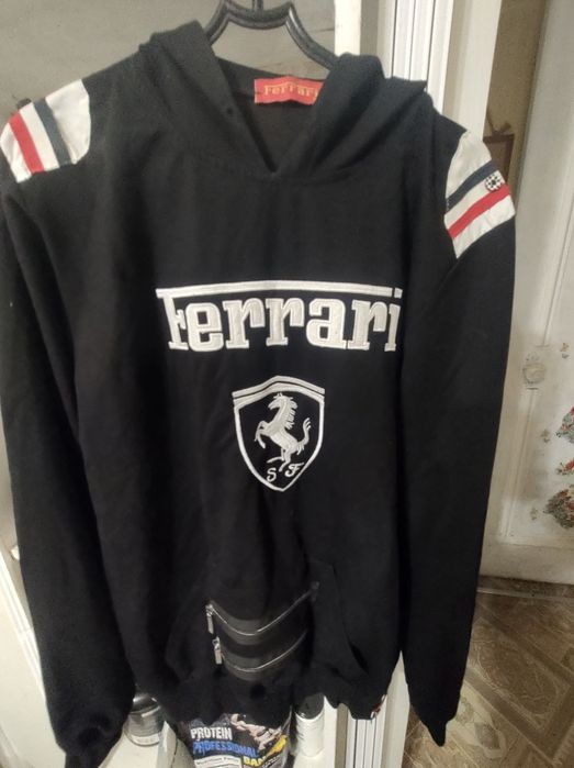 Продам толстовку мужскую!