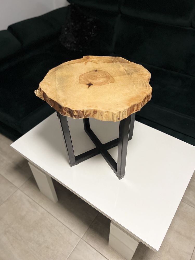 Stolik drewniany w stylu industrialnym/loftowym