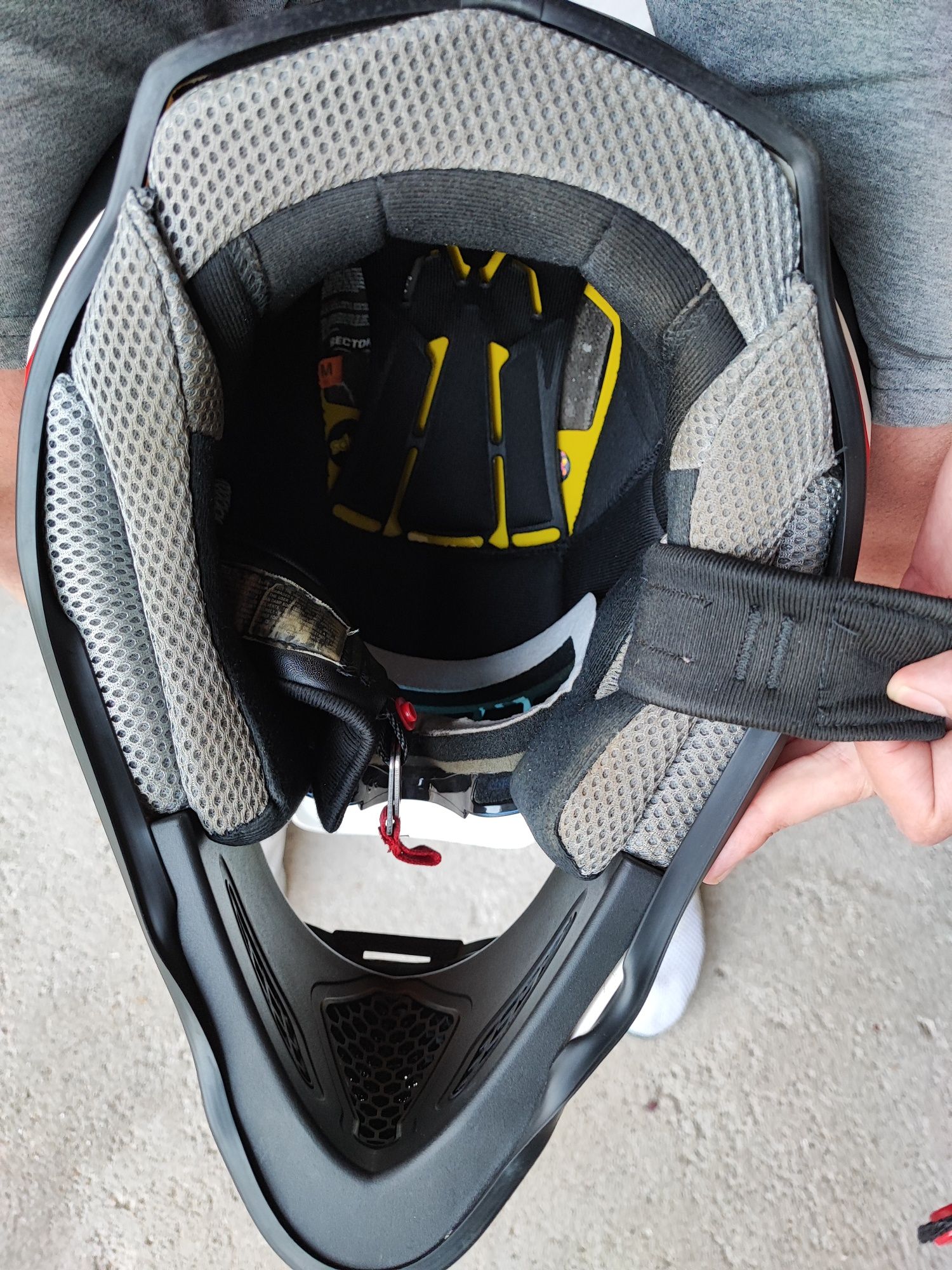 Capacete THOR com óculos IMS