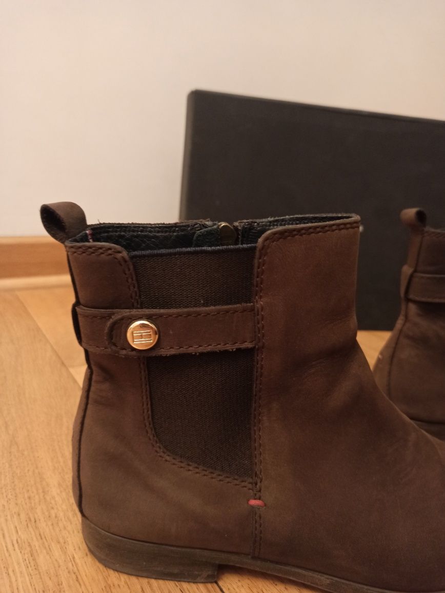 Buty zimowe Tommy Hilfiger rozmiar 38