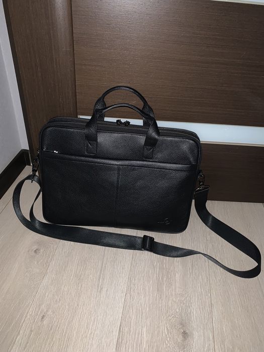 Кожаная сумка для ноутбука и бумаг формата А4