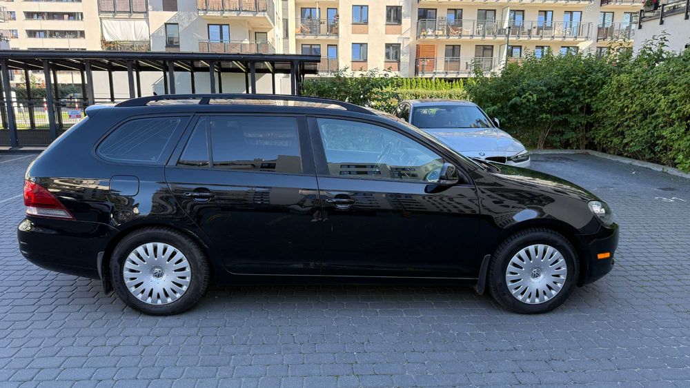 Volkswagen (Golf) Jetta S 2013 | 111т кm | Варшава