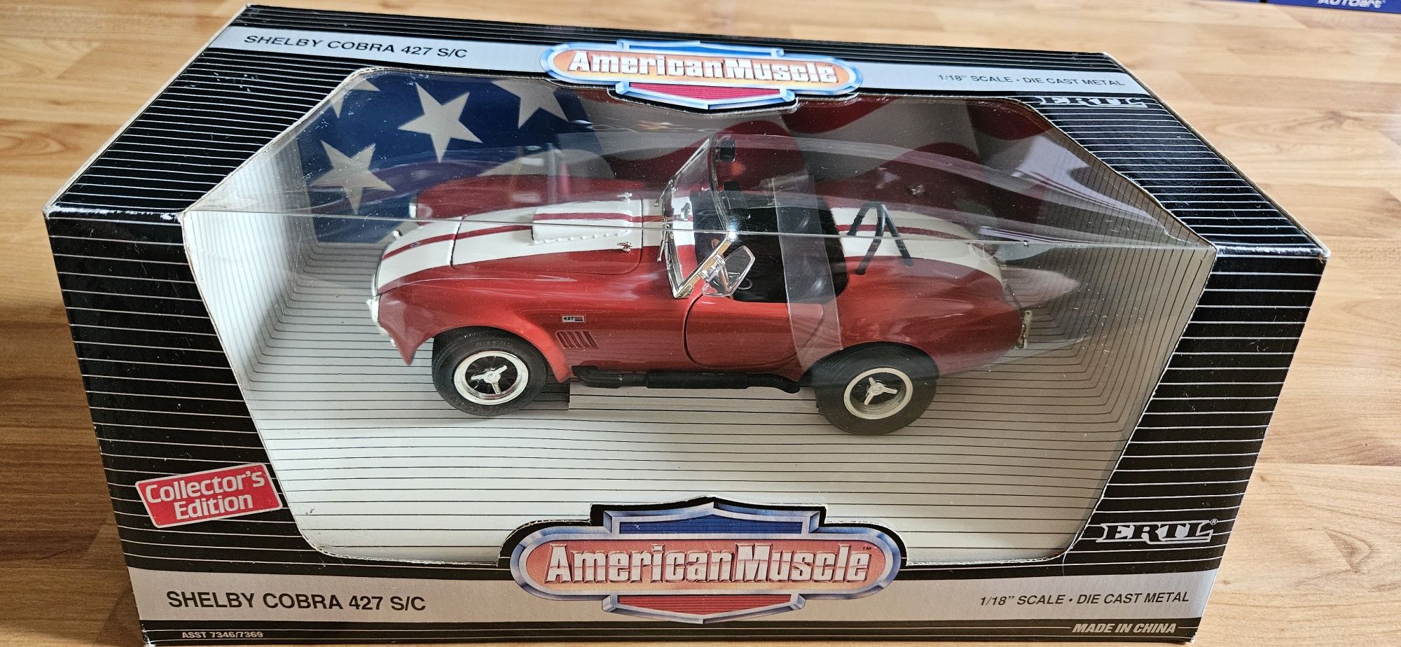 1:18 Ertl Shelby Cobra 427 S/C