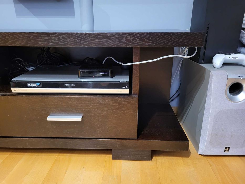 SZAFKA RTV Jerczyńscy - fornirowany dąb wenge 150x38 cm